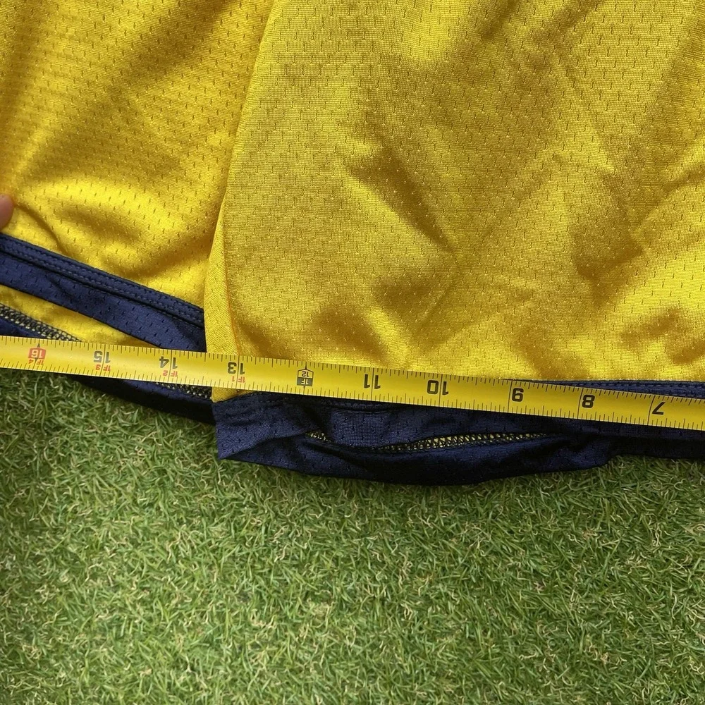 Michigan Wolverines Adidas Shorts Mens Extra Large Team Issued Basketball Y2K